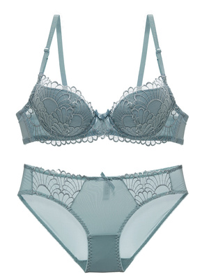 Girl Beauty House Winter thêu Đồ lót Bra Set Sexy Bra Set Phần mỏng với vòng thép ngực lớn khoe mỏng đồ lót ibasic Bộ đồ lót
