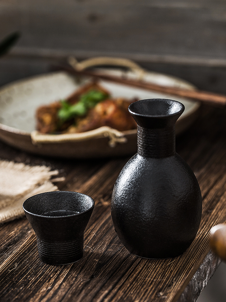Black Japanese the qing hip suits for domestic high - grade ceramic wine liquor fenjiu pot of yellow rice wine points of customization