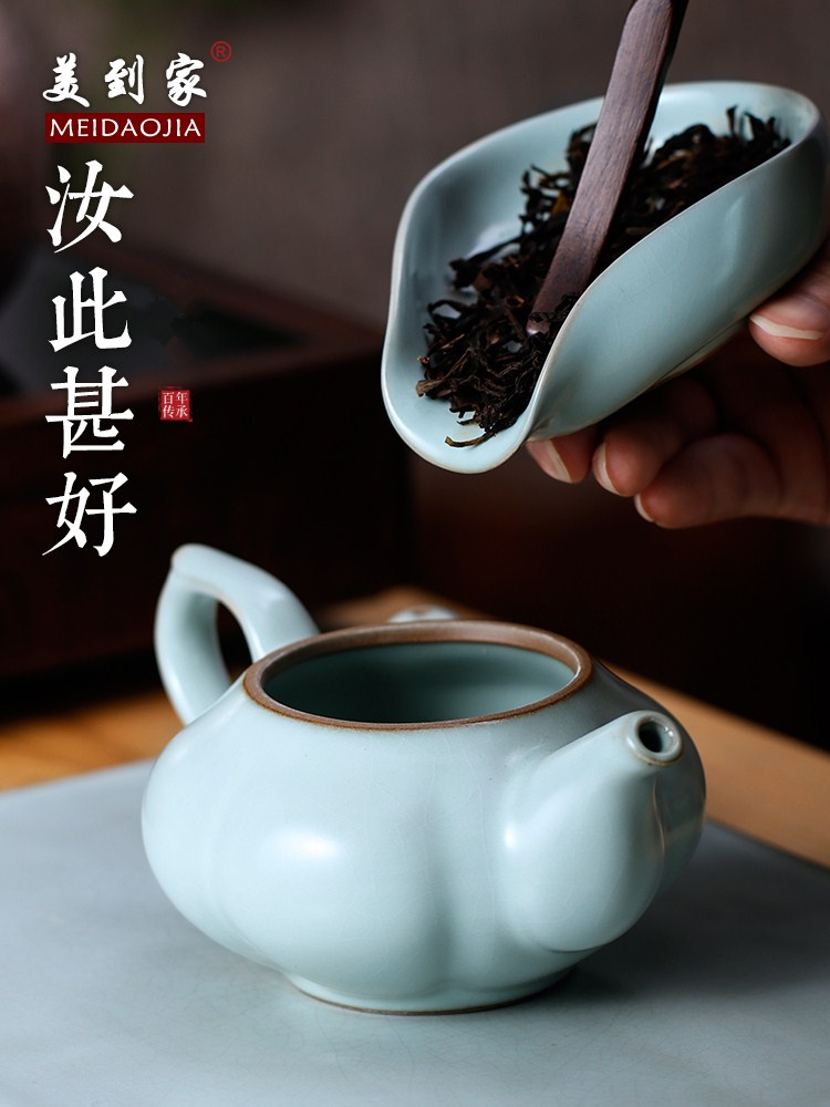 Beautiful home open piece of ice to crack your up ceramic teapot single pot filtering household kung fu antique porcelain teapot by hand