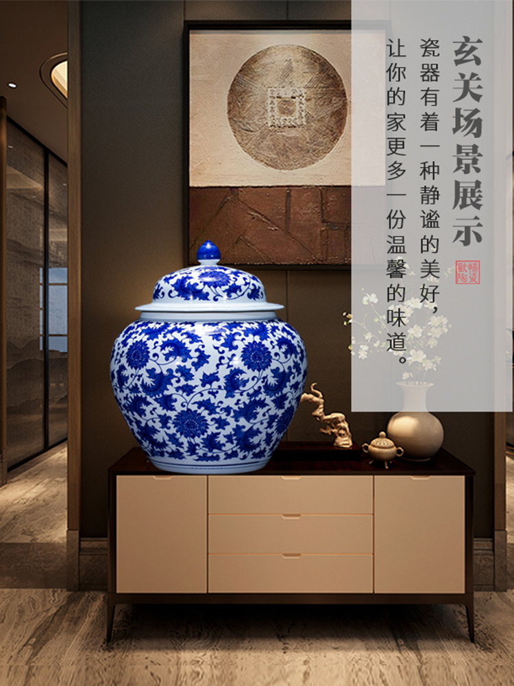 Jingdezhen ceramics pu 'er tea pot with cover seal Chinese blue and white porcelain decoration furnishing articles large sitting room