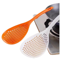Household extra large high temperature resistant noodle spoon internet celebrity thickened long handle kitchen filter dumpling colander