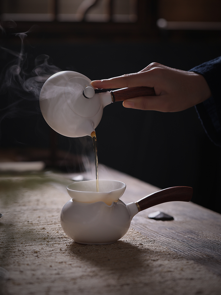 Jiangnan past China white porcelain little teapot suet jade teapot ceramic kung fu tea set single pot side put the pot