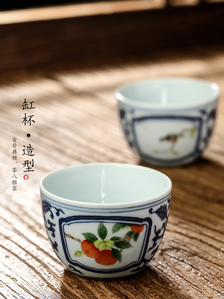 The Master cup single cup of jingdezhen blue and white porcelain tea sets hand - made teacup sample tea cup pure manual painting of flowers and kung fu tea urn