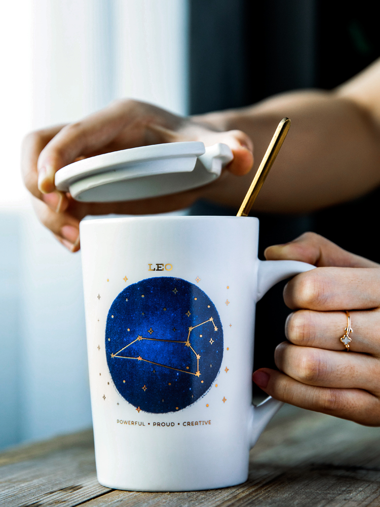 Cup of creative move trend ceramic Cup with cover teaspoons of Nordic ins large - capacity water Cup keller of coffee Cup