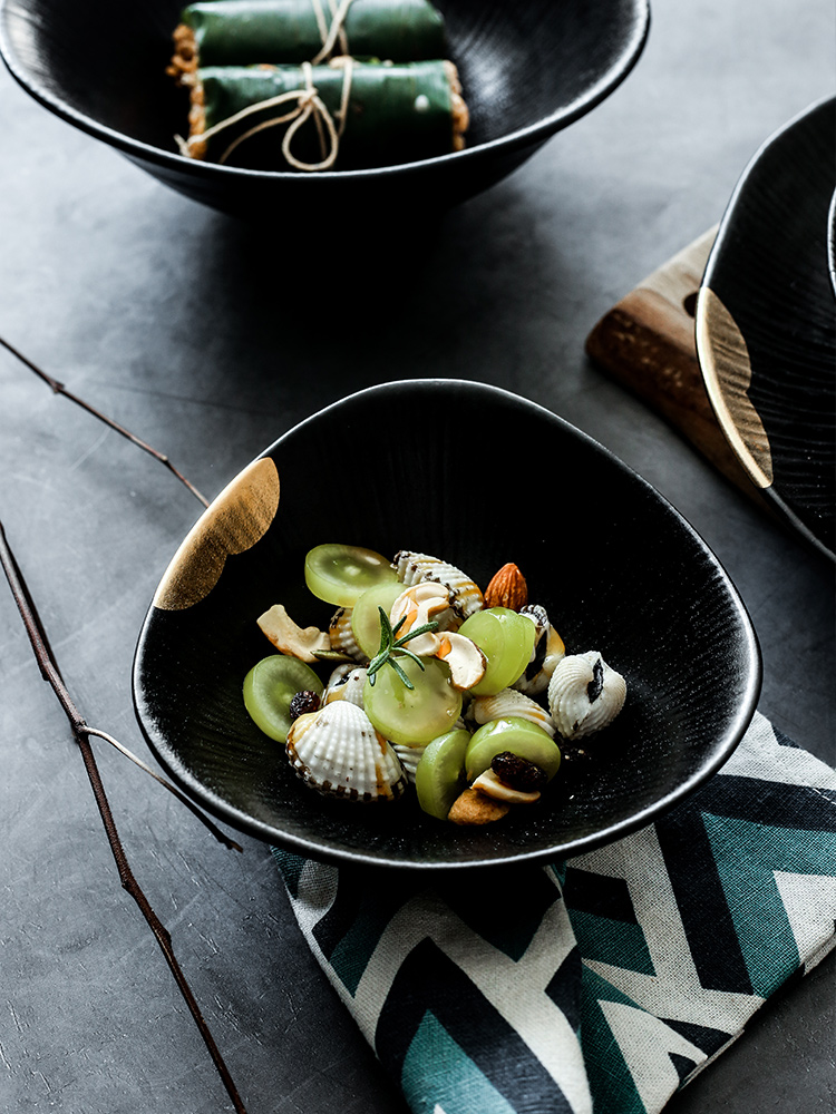 Ceramic dish soft European Ceramic tableware triangle shallow bowl of household food cold dishes bowl of fruit salad bowl dessert plates