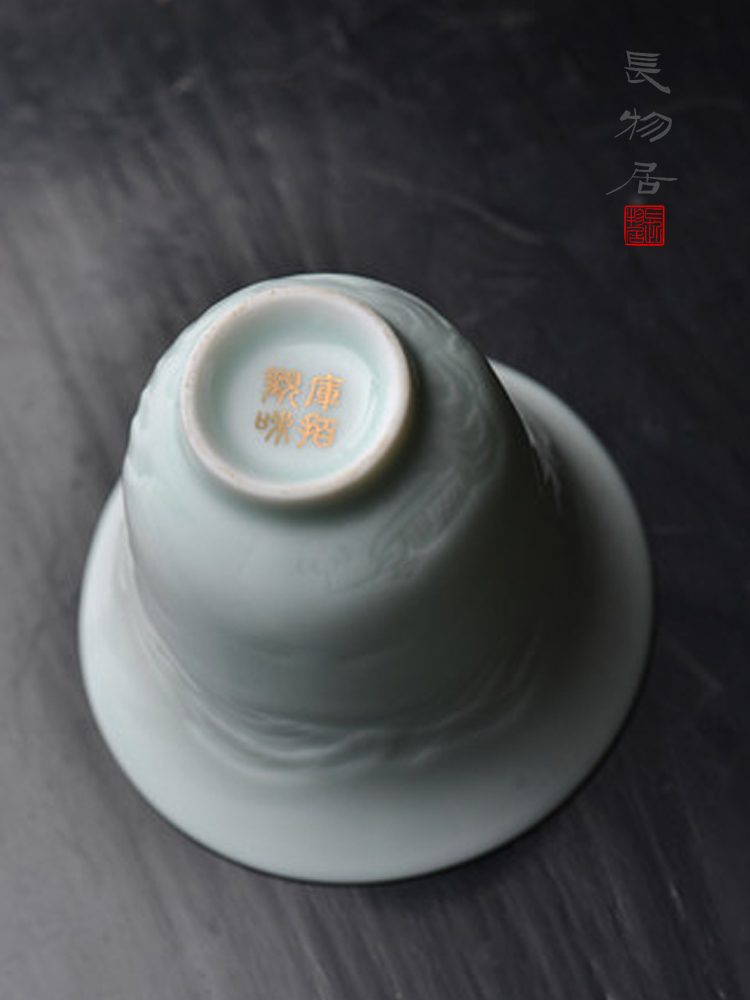 Offered home - cooked manual shadow blue glaze in kung fu tea master of jingdezhen ceramic cup cup sample tea cup single small tea cup