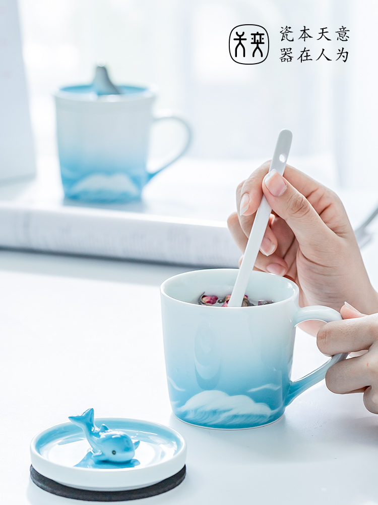 Jingdezhen ceramic keller cup with cover for a cup of coffee cup, lovely creative men and women lovers a household