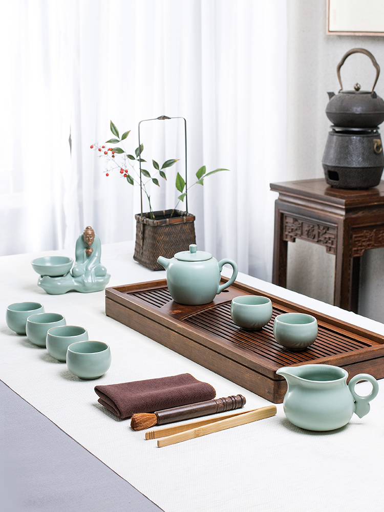 And your up tea set of jingdezhen tea service ceramics slicing a complete set of kung fu tea kettle and tea pet cup