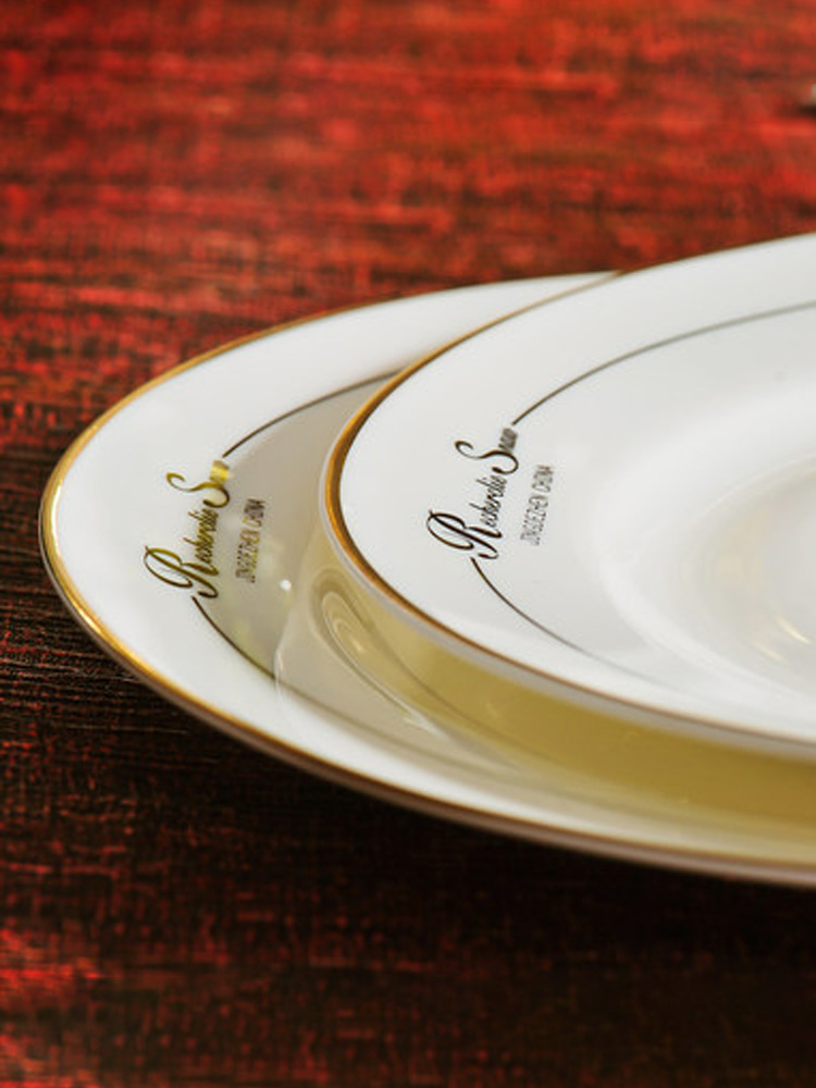 High - grade ipads China tableware porcelain jingdezhen ceramics microwave Korean dishes suit household 56 skull holy as snow