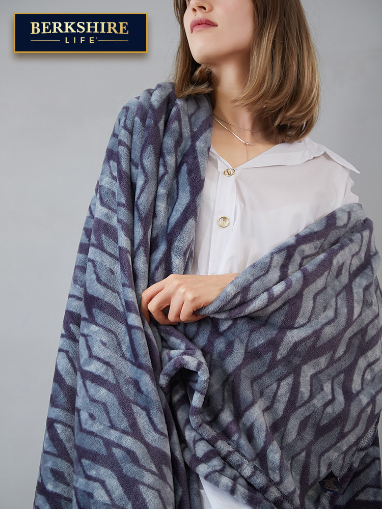 BERKSHIRE LIFE 漂系列 法兰绒盖毯 毛毯 130*180cm 天猫优惠券折后￥49包邮（￥139-90）