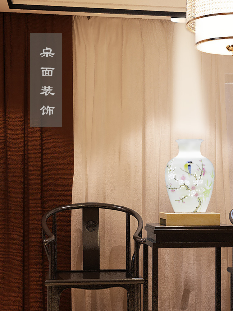 Jingdezhen ceramics new Chinese hand - made dried flower vases, flower arrangement bedroom household furnishing articles, the sitting room porch decoration