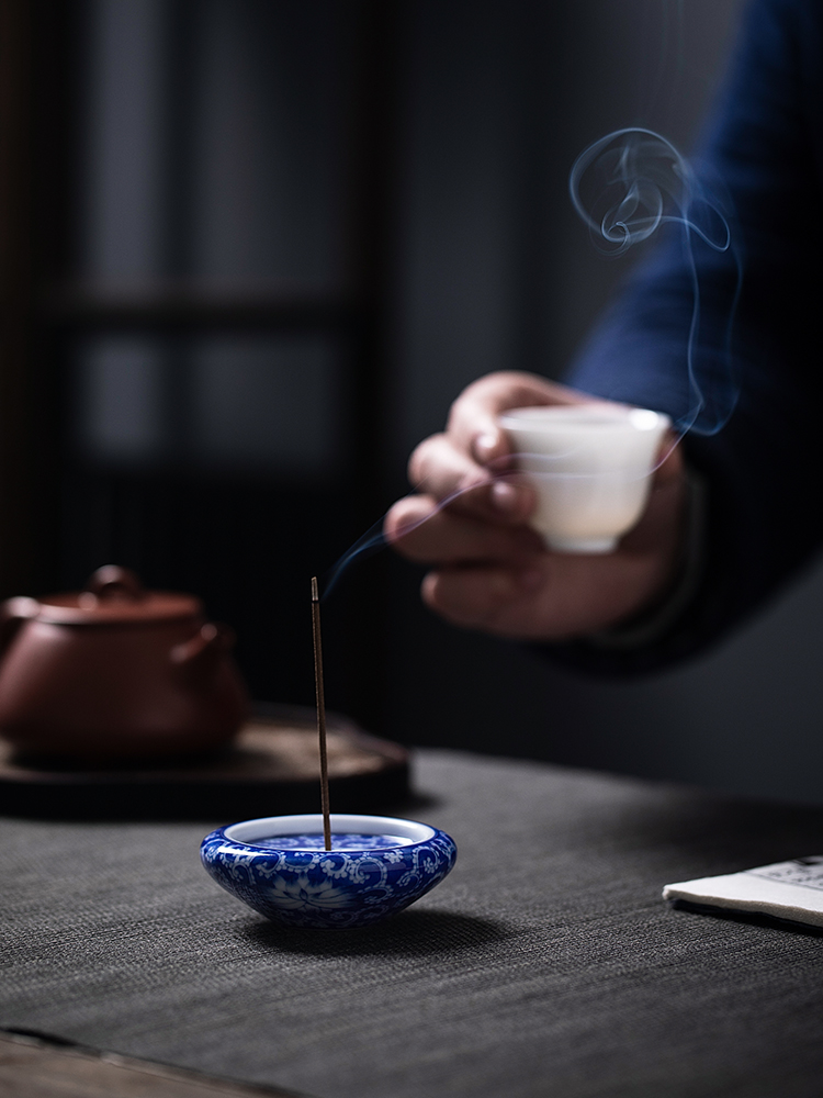 Cloud art of jingdezhen hand - made porcelain cover put incense inserted dual ceramic lid kung fu tea tea taking of spare parts