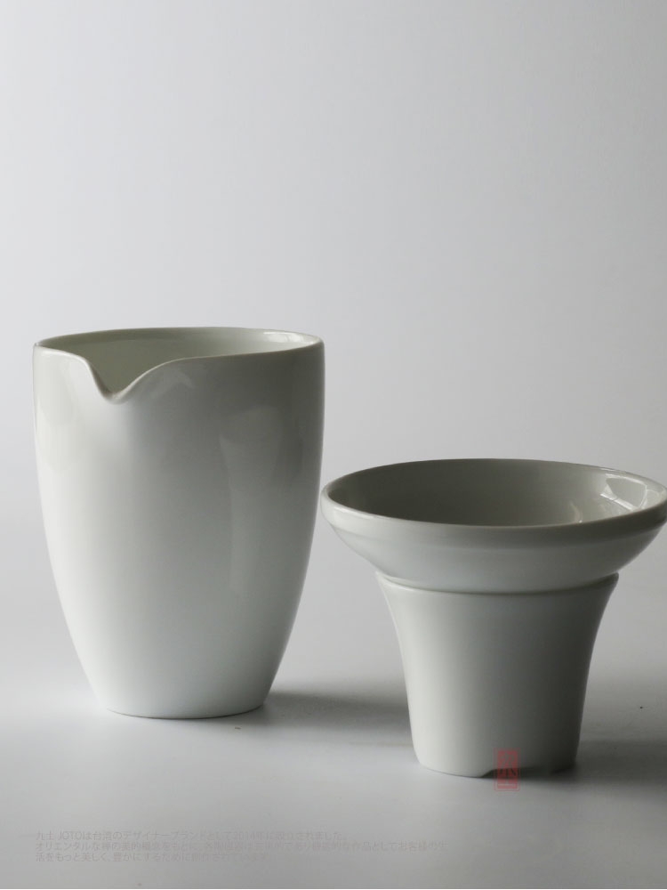 About Nine soil sweet white porcelain tea filter kunfu tea accessories zen tea utensils) bowl of tea filter ceramic breakdown net