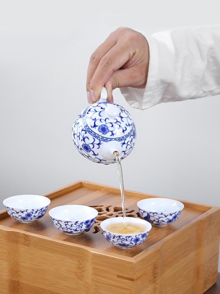 Three thousand tea ceramic teapot teacup suits for bamboo tea tray of a complete set of portable travel tea set of dry terms