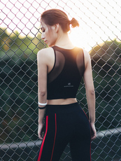 Спортивные бюстгальтеры Беглые Лоли спортивное белье