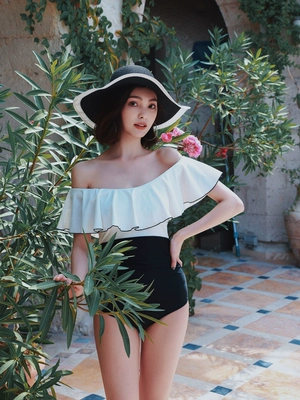 Đồ bơi nữ Yi Meishan dính liền 2018 mới phần lưới đỏ siêu cổ tích sinh viên bảo thủ che bụng nóng bỏng bơi lội - Bộ đồ bơi One Piece