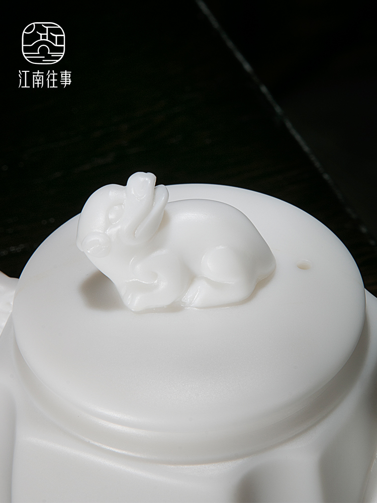 Jiangnan white porcelain teapot Chinese white past the mythical wild animal dragon pot of kung fu tea set little teapot household ceramics single pot