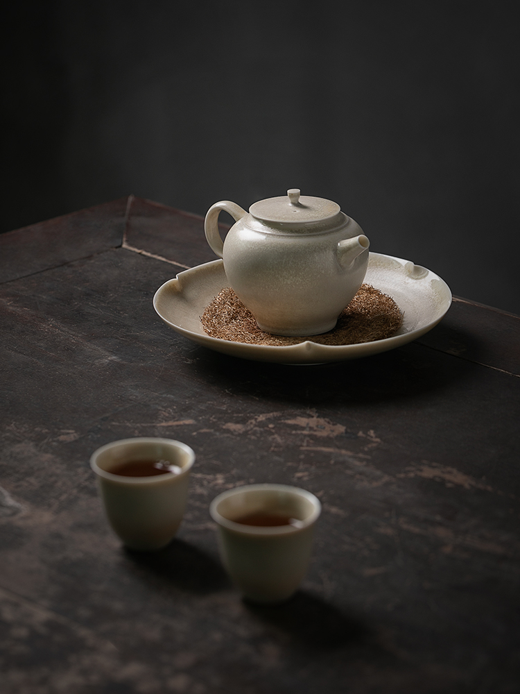 Jiangnan past kung fu small ceramic teapot tea tea set household manual firewood single pot plant ash teapot