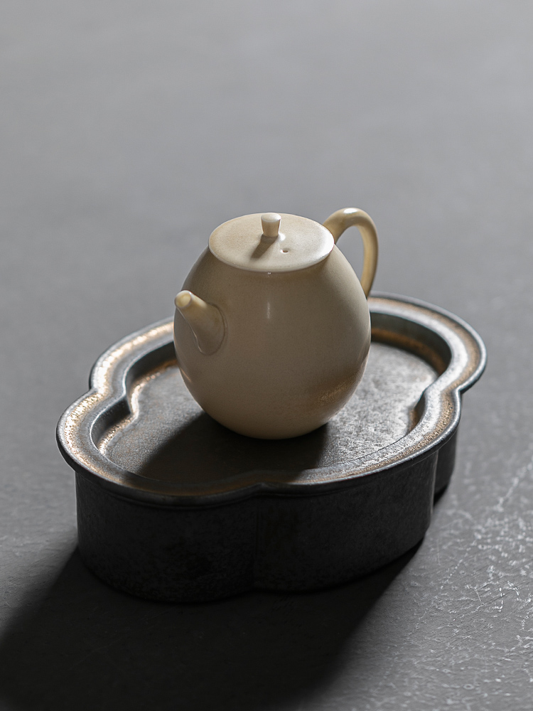 Jiangnan tea past bearing kung fu tea set ceramic gold copper pot bearing Japanese saucer plate dry terms plate small tea tray