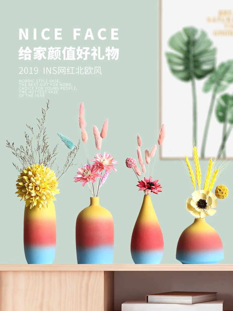 ins tươi nhỏ hoa khô vase Bắc Âu sáng tạo nhà sống cái bàn rượu truyền hình hoa trang trí đồ trang trí