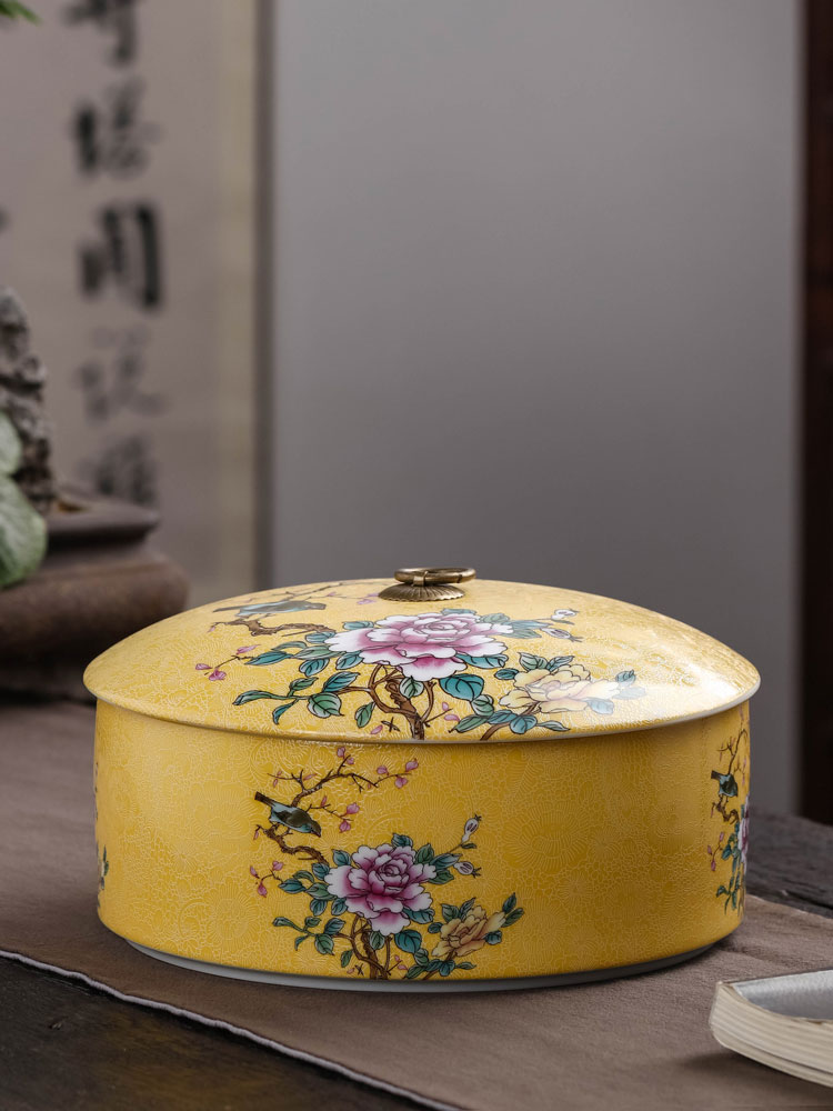 Painting of flowers and colored enamel caddy fixings ceramic seal pot large puer tea tea cake box household saving POTS and POTS