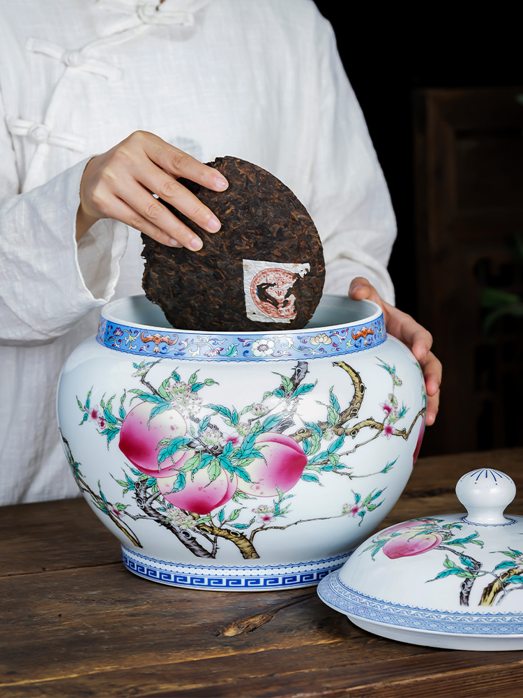 Archaize of jingdezhen ceramics powder enamel tea pot with cover large seal moisture puer tea cake storage jar