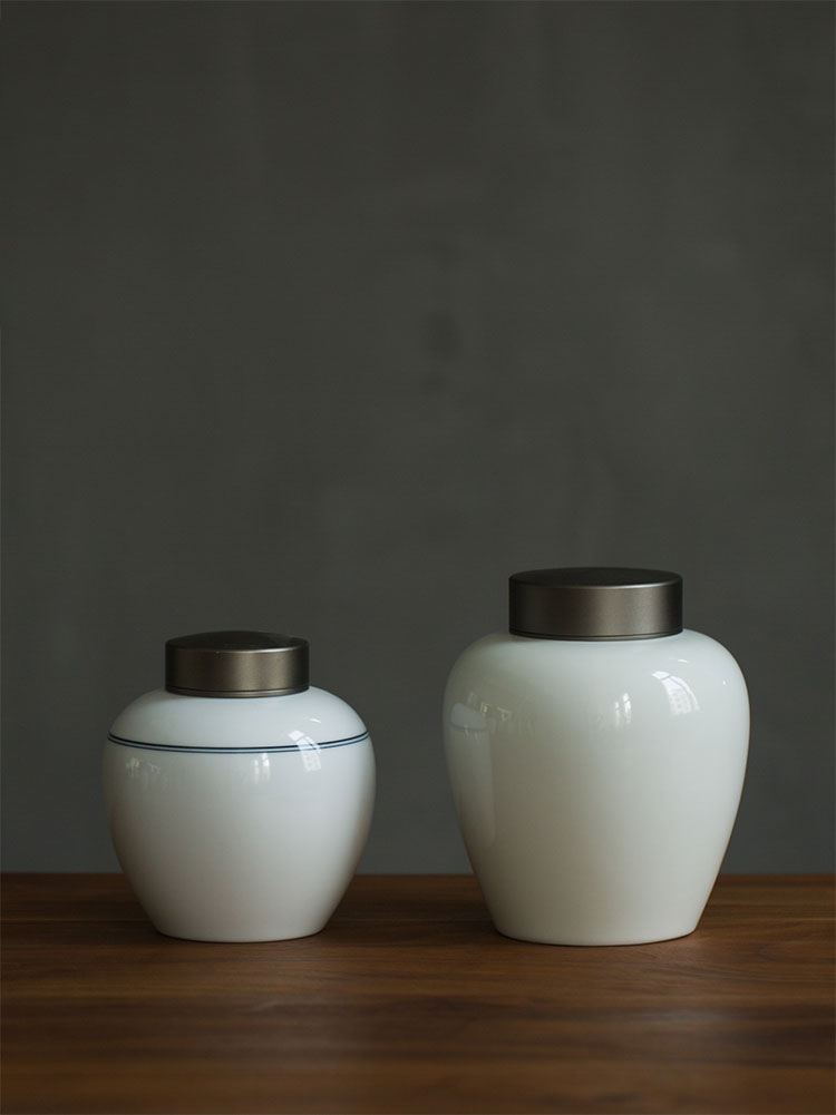 Jingdezhen ceramic seal pot POTS of household small caddy fixings a large black tea, green tea storage POTS storage POTS
