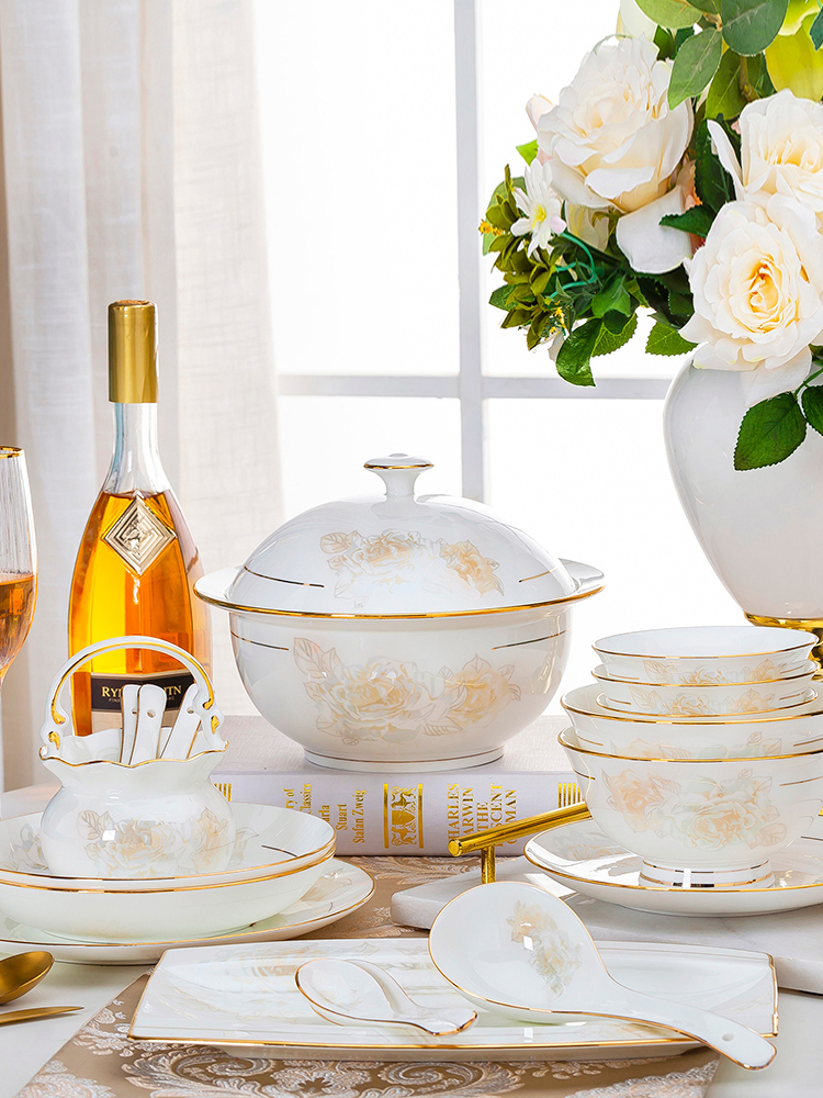 Contracted European dishes suit household jingdezhen ceramic creative ipads porcelain bowl cutlery set combination