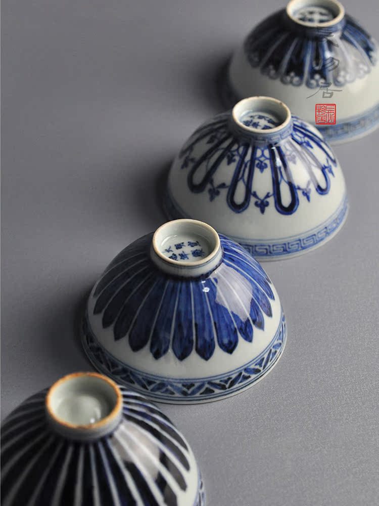 Blue and white by petals offered home - cooked at flavour hand - drawn lines heart bowl of jingdezhen ceramic tea cup bowl by hand
