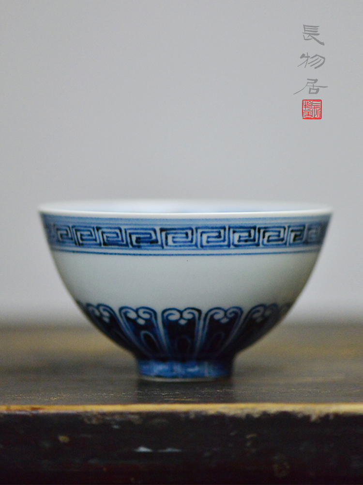 Blue and white by petals offered home - cooked at flavour hand - drawn lines heart bowl of jingdezhen ceramic tea cup bowl by hand