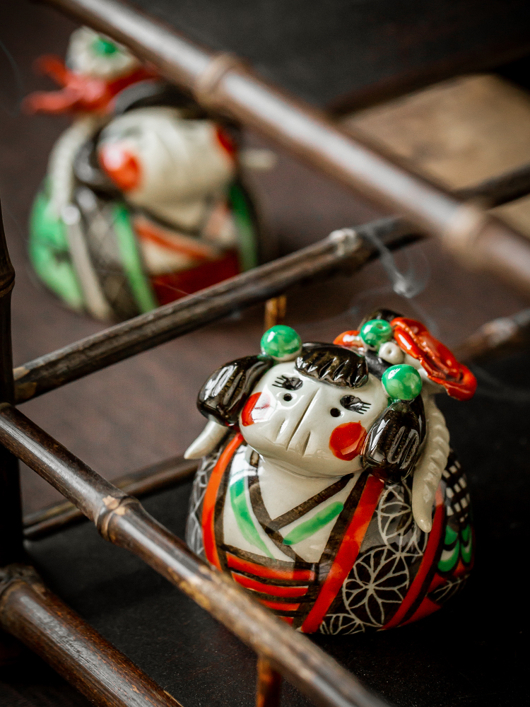 The romantic woman "of a person furnishing articles on lovely day Wilson of jingdezhen ceramic tea tea play creative tea