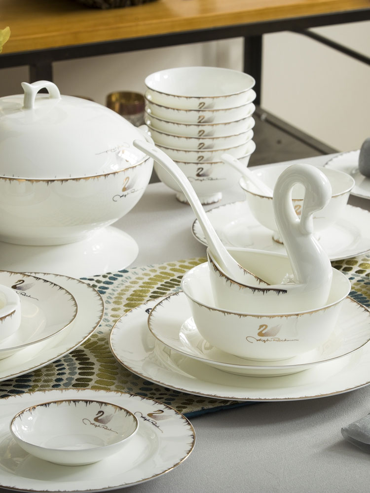 The dishes suit household porcelain tableware dishes chopsticks contracted Europe type 56 skull jingdezhen ceramic combination yellow up phnom penh