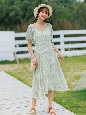 Skgirl2019 mùa hè mới của phụ nữ phiên bản Hàn Quốc rộng rãi của matcha màu xanh lá cây băng cổ V - Váy eo cao 	mẫu váy eo đẹp	 Váy eo cao