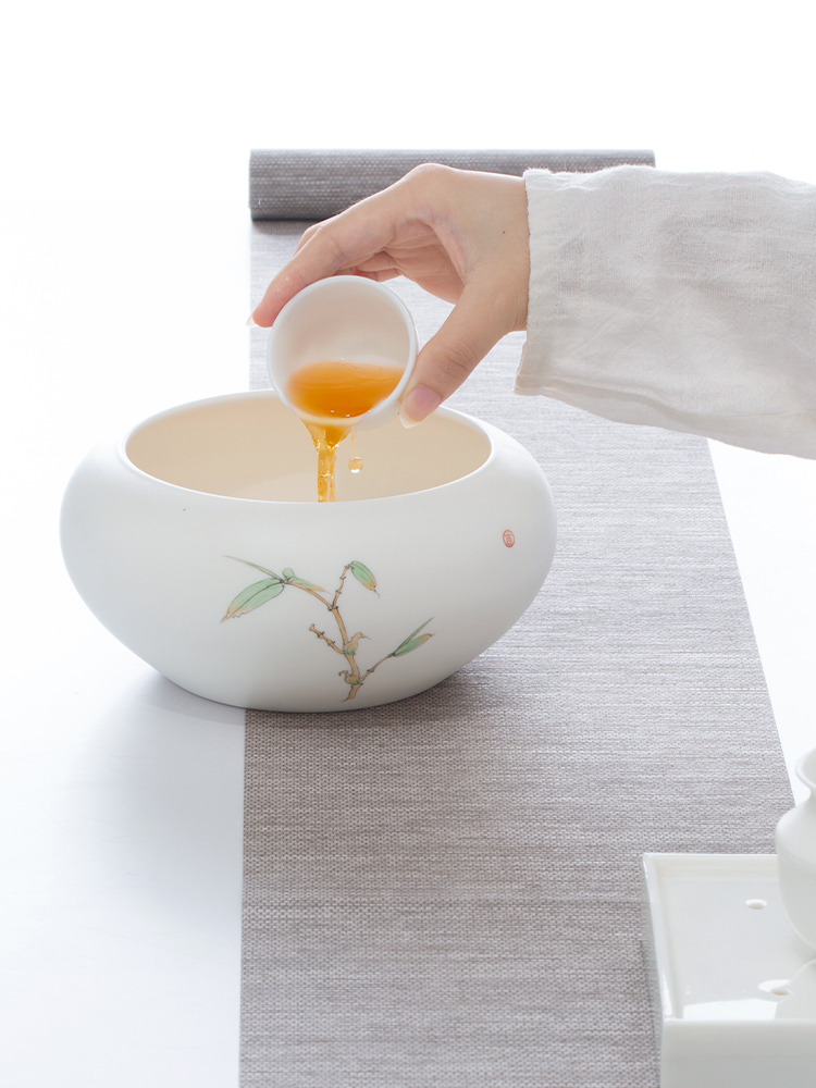 The creation of ceramic And large tea to wash hand wash white porcelain cup tea accessories tea wash water, after the home