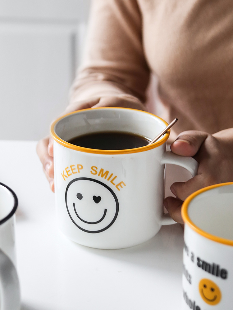 Smile life ceramic keller creative move trend picking household glass coffee cup men 's and women' s milk cup