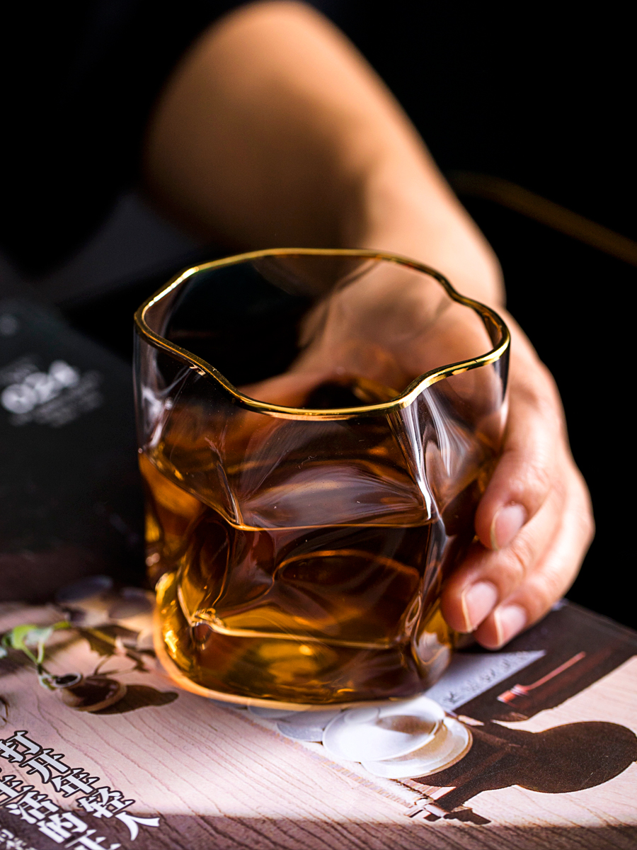 Whiskey glass more domestic diamond crystal glass, the glass heat - resisting European beer glass tea cup
