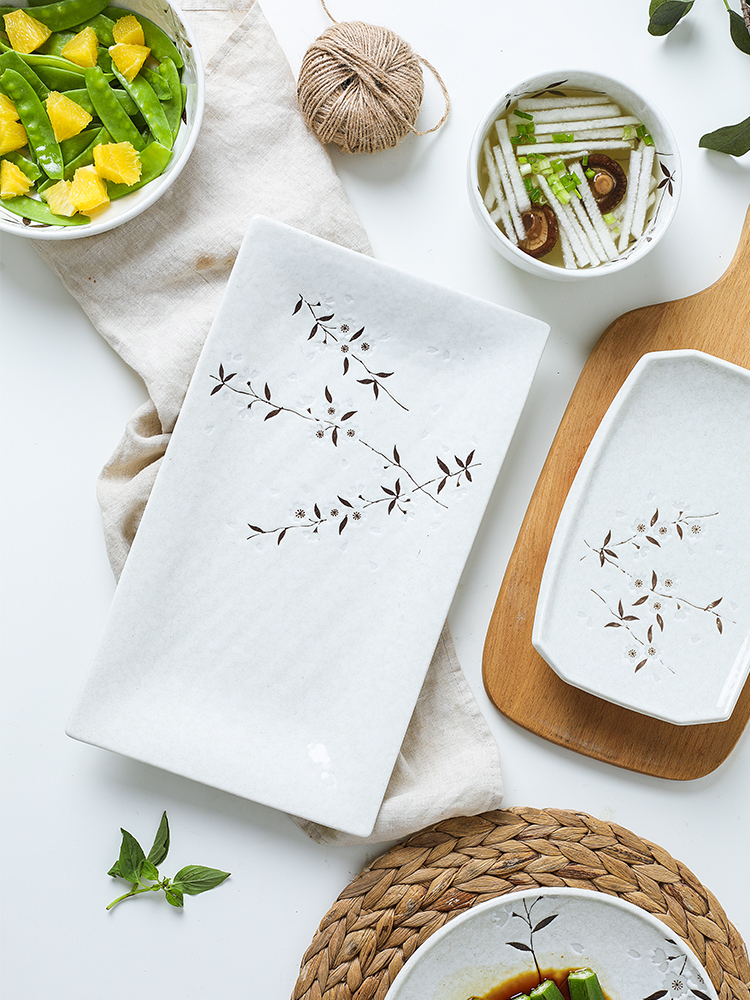 The fawn field'm white cherry blossoms dishes imported from Japan Japanese ceramics tableware dinner plate