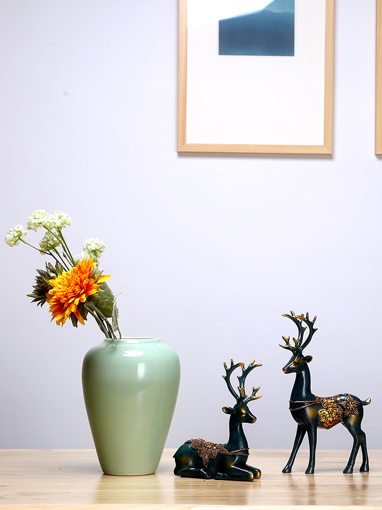 Jingdezhen ceramics vase cyan creative manual Chinese flower arranging the study furnishing articles handicraft suit sitting room