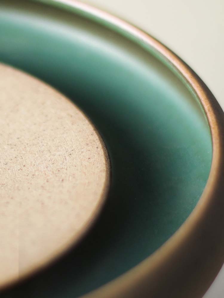 About Nine soil dry terms thick clay POTS adopt ceramic small circular mini dry ground plate tea Japanese kunfu tea saucer