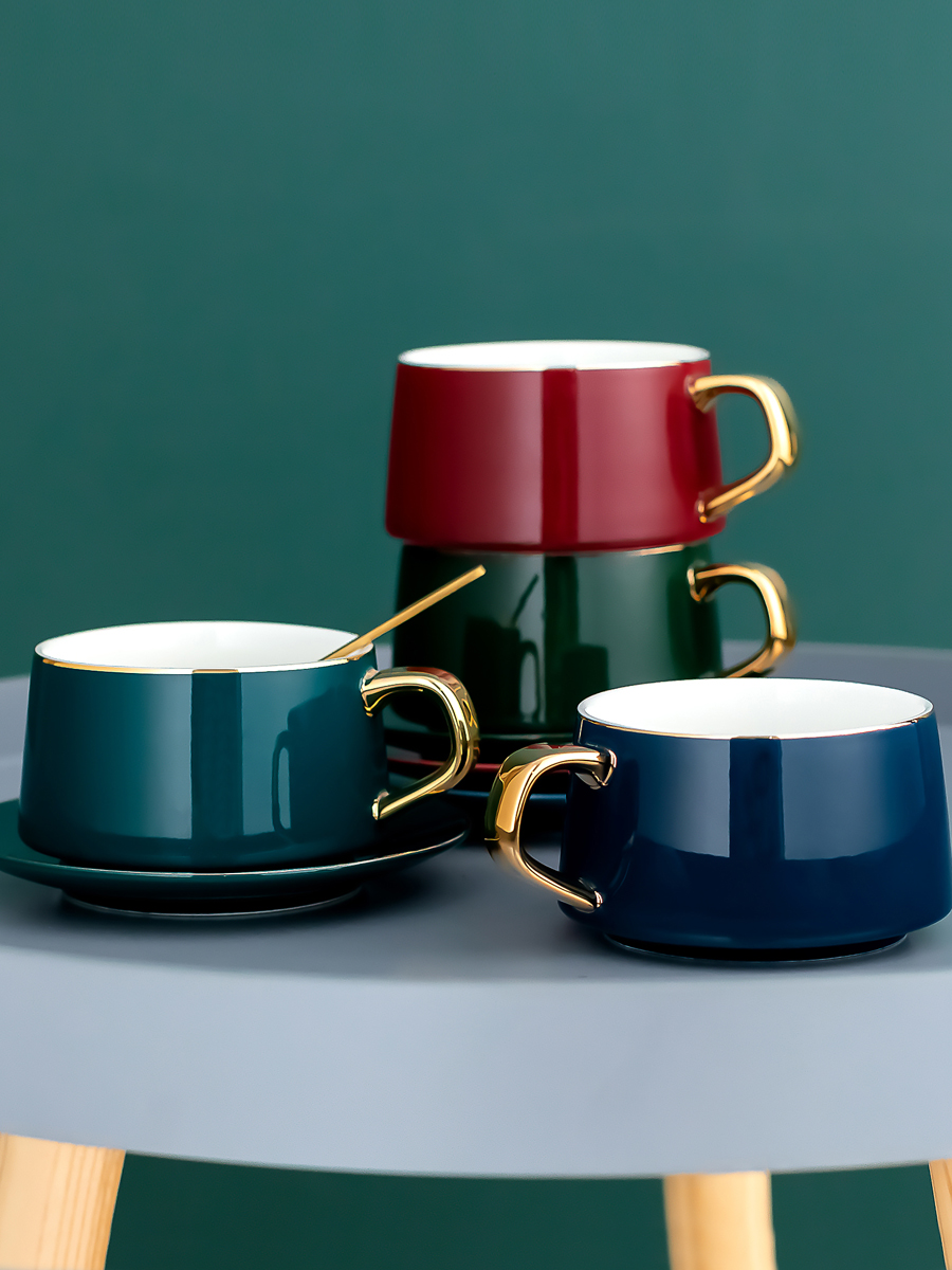 Creative coffee cup small European - style key-2 luxury home in the afternoon tea ceramic cup high - grade office coffee cup dish suits for