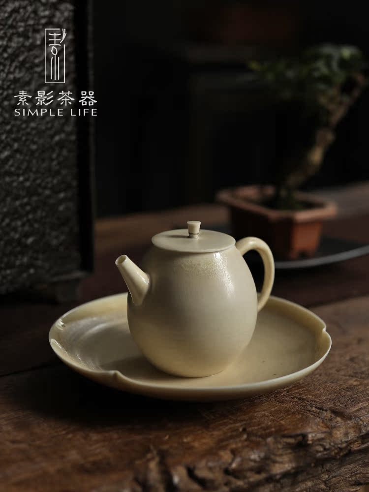 Plain film bearing plant ash glaze ceramic pot pot holder by hand up archaize dry tea pot tray of autumn"