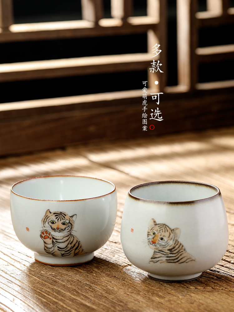 Hand your up jingdezhen kung fu tea master cup single CPU ceramic cups restoring ancient ways is pure manual sample tea cup
