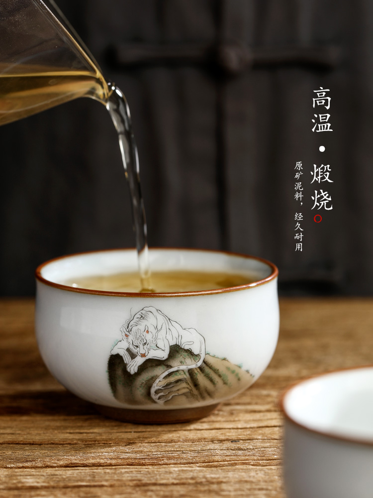 Pure manual your up master kung fu tea cup single CPU jingdezhen hand - made zodiac tiger a single tea sample tea cup