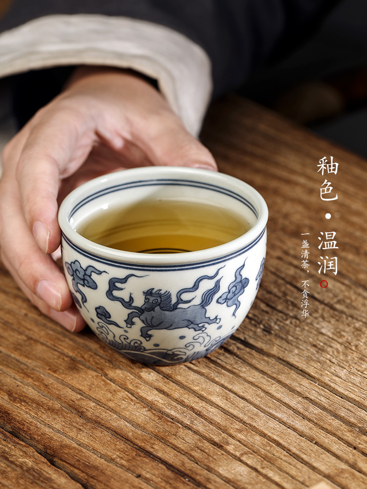 Pure manual master cup sample tea cup single cup of jingdezhen blue and white ceramic cup single archaize hand - made tea urn kung fu
