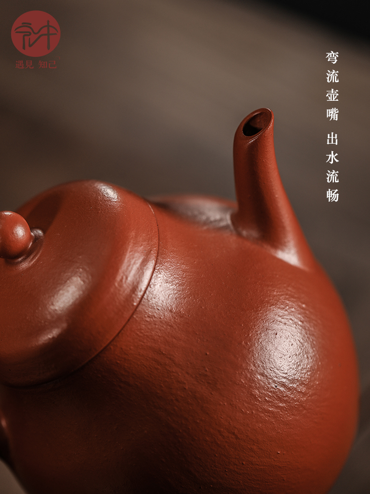 Macros in yixing it all hand sketch kung fu household teapot wrinkled skin zhu mud kung fu tea set