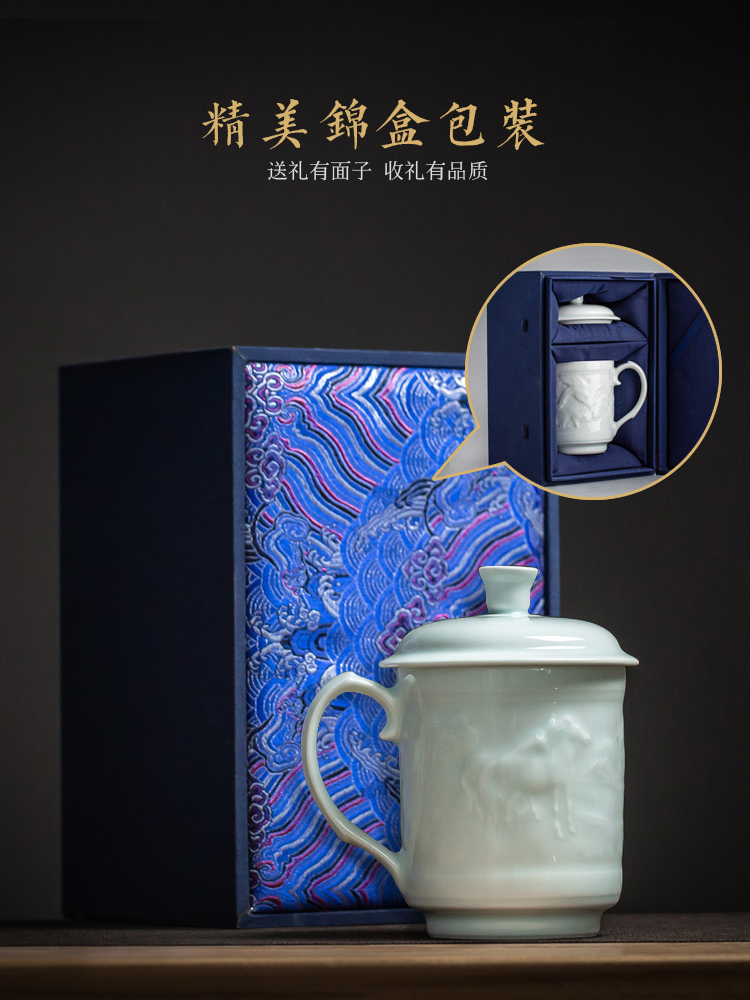 Jingdezhen ceramic hand - carved office cup with cover cup ultimately responds a cup of tea cup and meeting Chinese zodiac custom