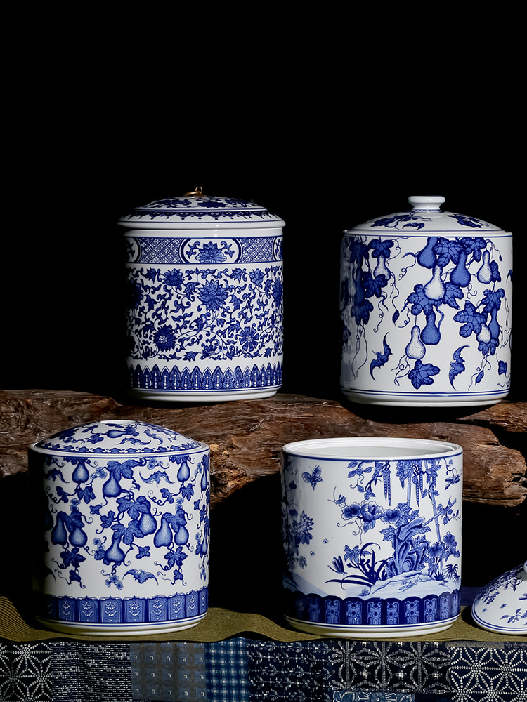 Jingdezhen ceramics furnishing articles large pu 'er tea box of blue and white porcelain pot tea cake tea box store POTS of tea