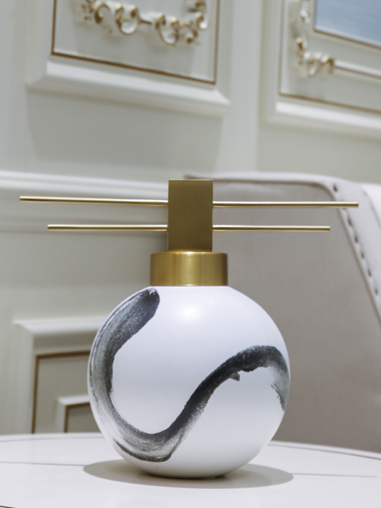 New Chinese style ceramic desk lamp furnishing articles TV ark, bedroom nightstand table flower decoration wine porch handicraft