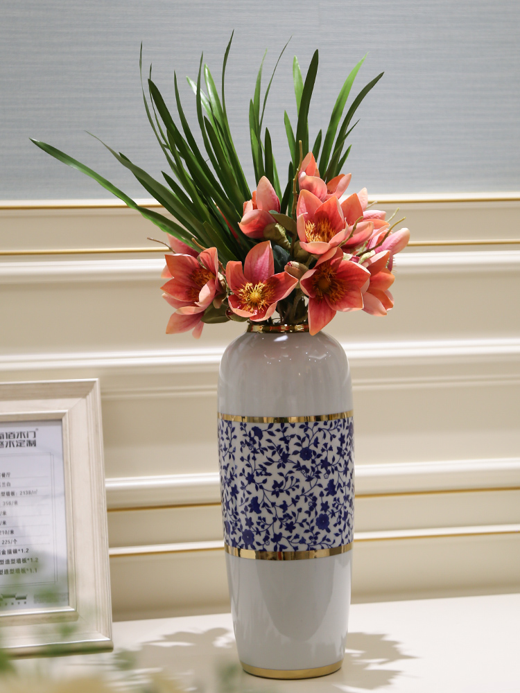Mesa of jingdezhen blue and white porcelain light key-2 luxury European - style hand - made vases, flower arrangement sitting room porch creative decorative furnishing articles
