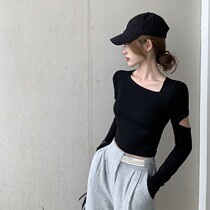 2021 early autumn new foreign style square collar black knitted base shirt Korean version slim sexy short section inside the top female
